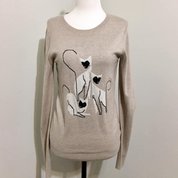 RW&CO. Sweaters - RW&CO. Beige Sweater with Siamese Cats